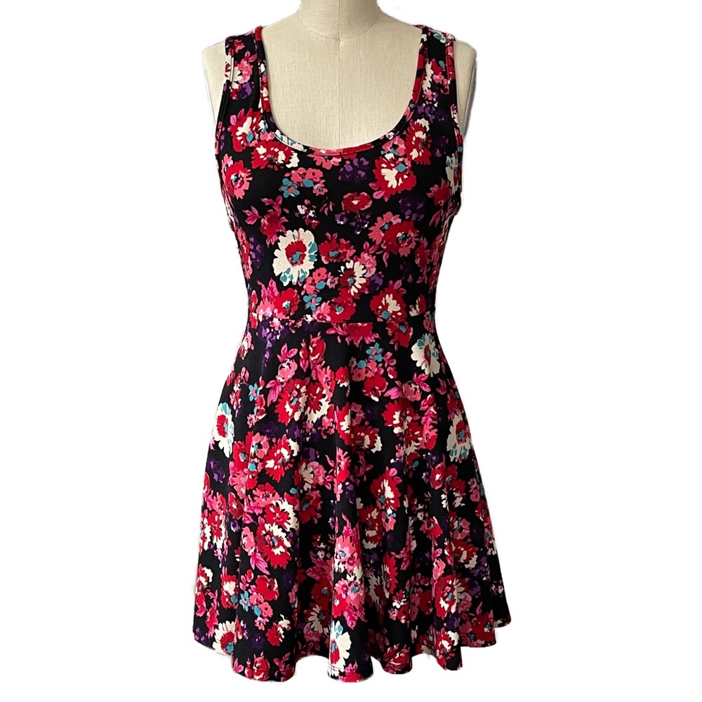 Mandy K Floral Backless Dress Black Pink Purple Red SZ S